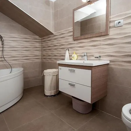 Apartment Antea Sinj Exterior photo