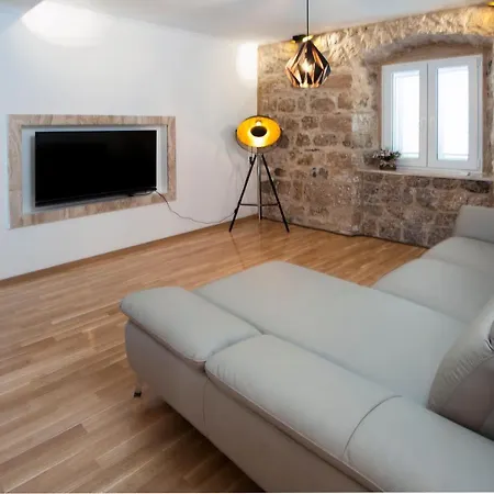 Apartment Antea Sinj Exterior photo