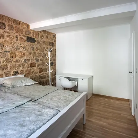 Apartment Antea Sinj Exterior photo